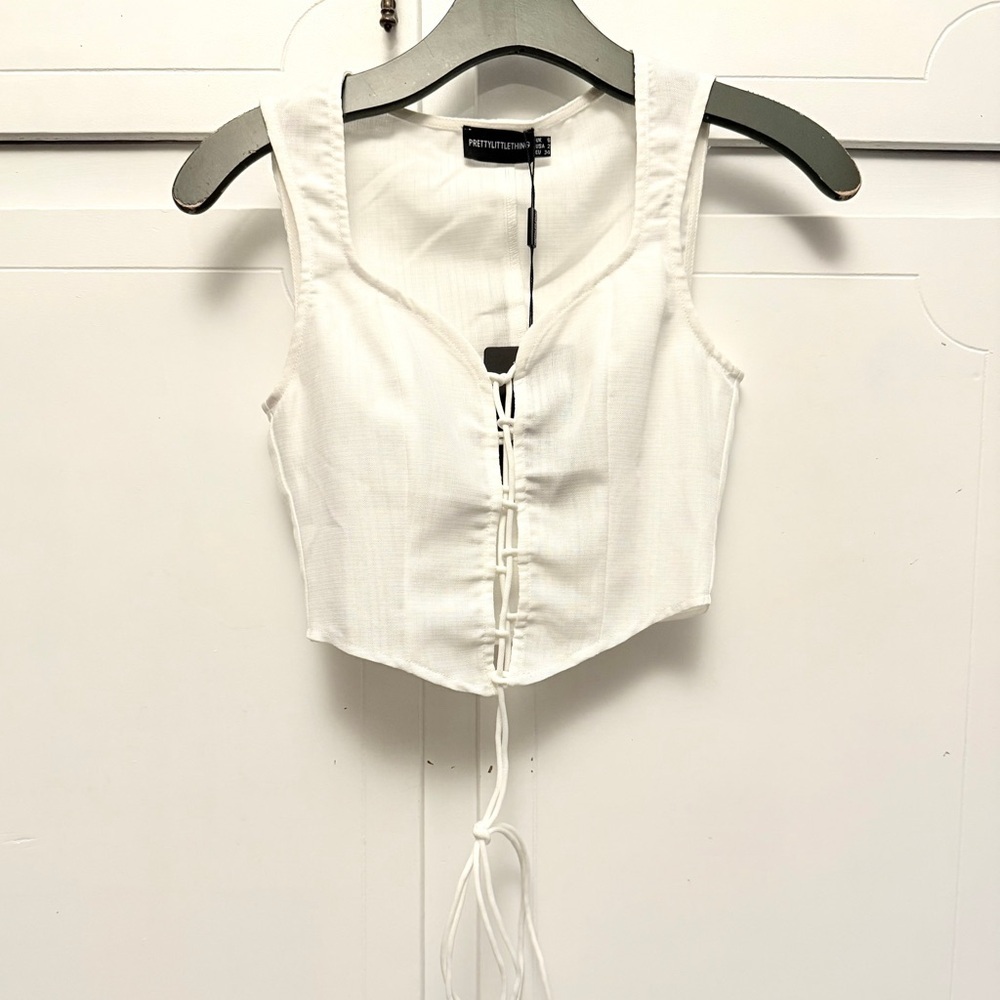 NWT White Lace-Up Crop Top size 2